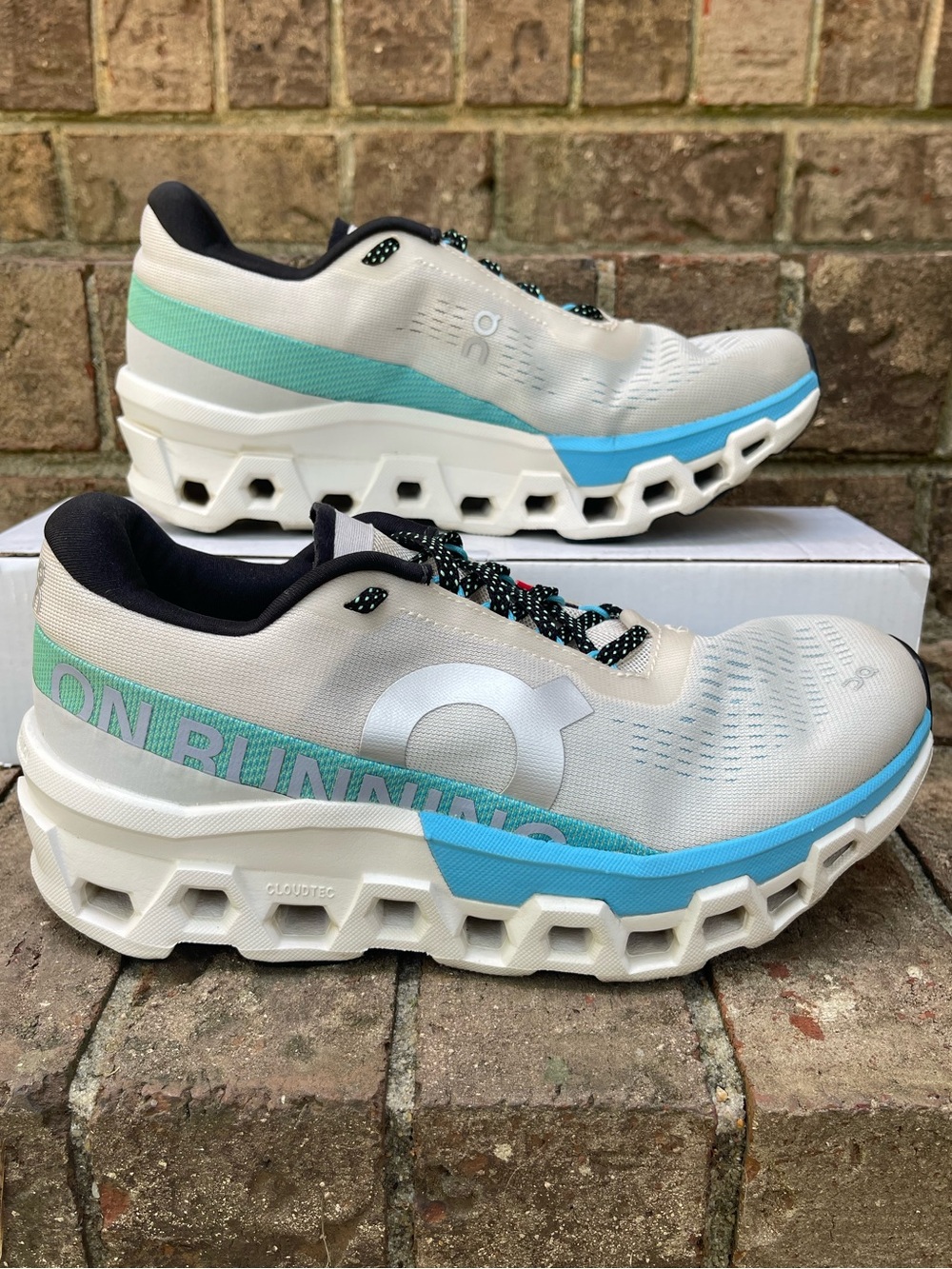 On Cloudmonster 2 Women’s 7.5 White Blue Aqua CloudTec Running Shoes - Picture 2 of 12